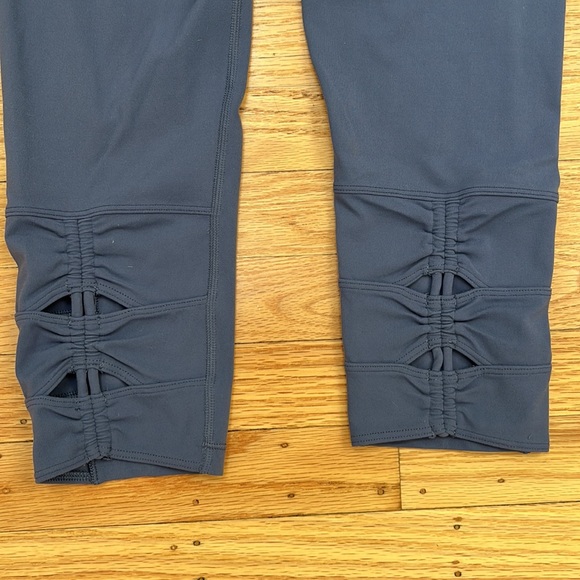 Athleta Girl Chit Chat Cinch Capri size XXL/16 - Picture 4 of 4